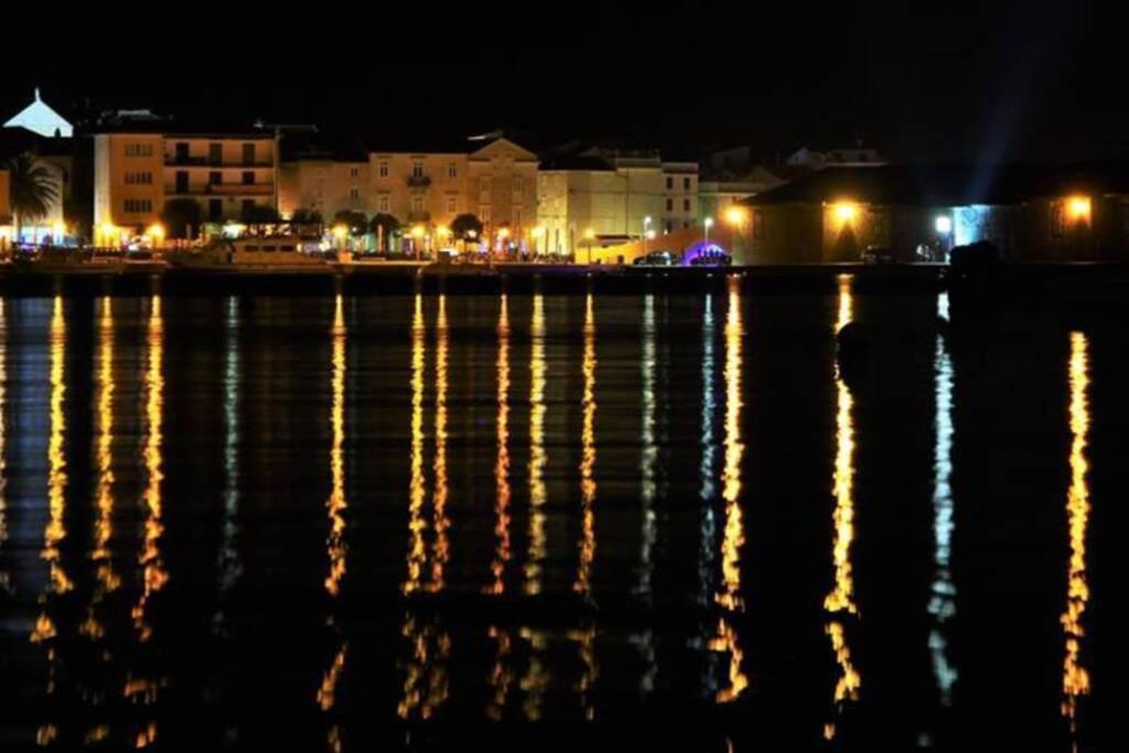 Apartment Eli Pag Town Bagian luar foto